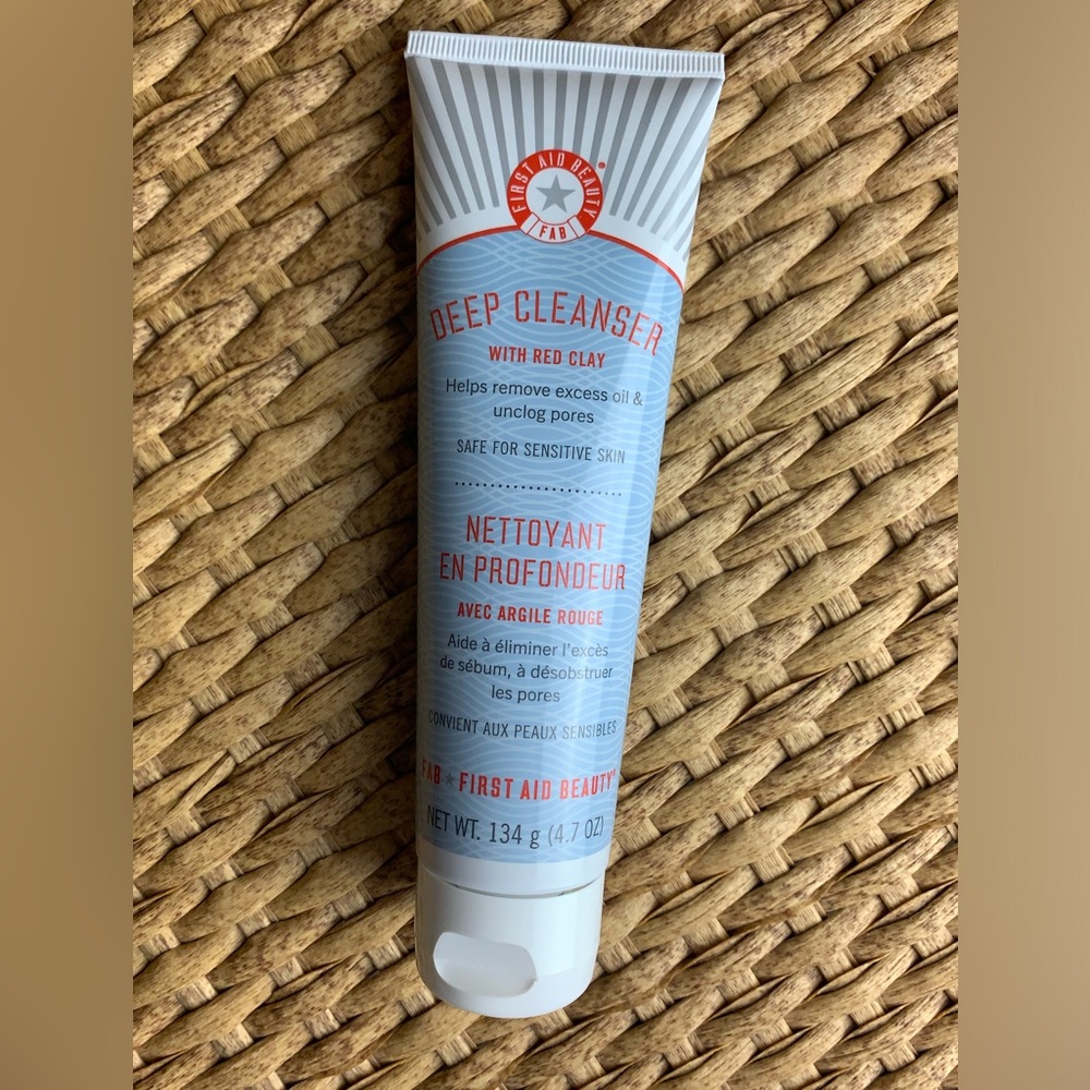 First Aid Beauty Deep Cleanser with Red Clay